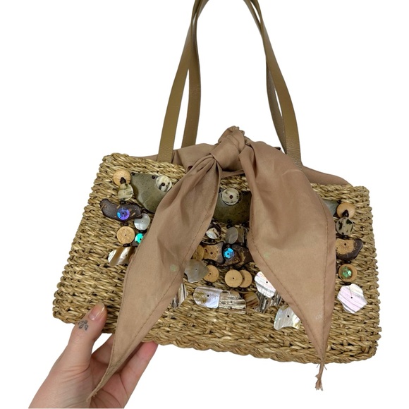 Vintage Braided Straw Rattan Beachy Sequin Shell Handkerchief Tie Shoulder Bag - Picture 3 of 11
